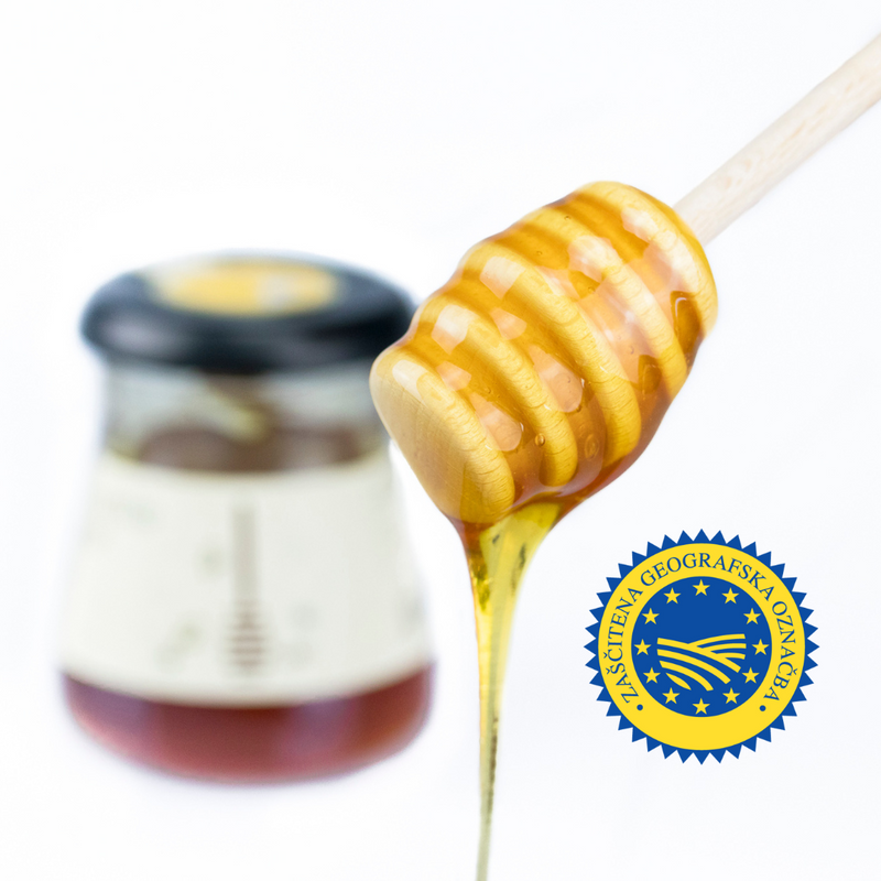 Nova prelepka s QR kodo za slovenski med z zaščiteno geografsko označbo - zakaj je to najboljša izbira za potrošnike?